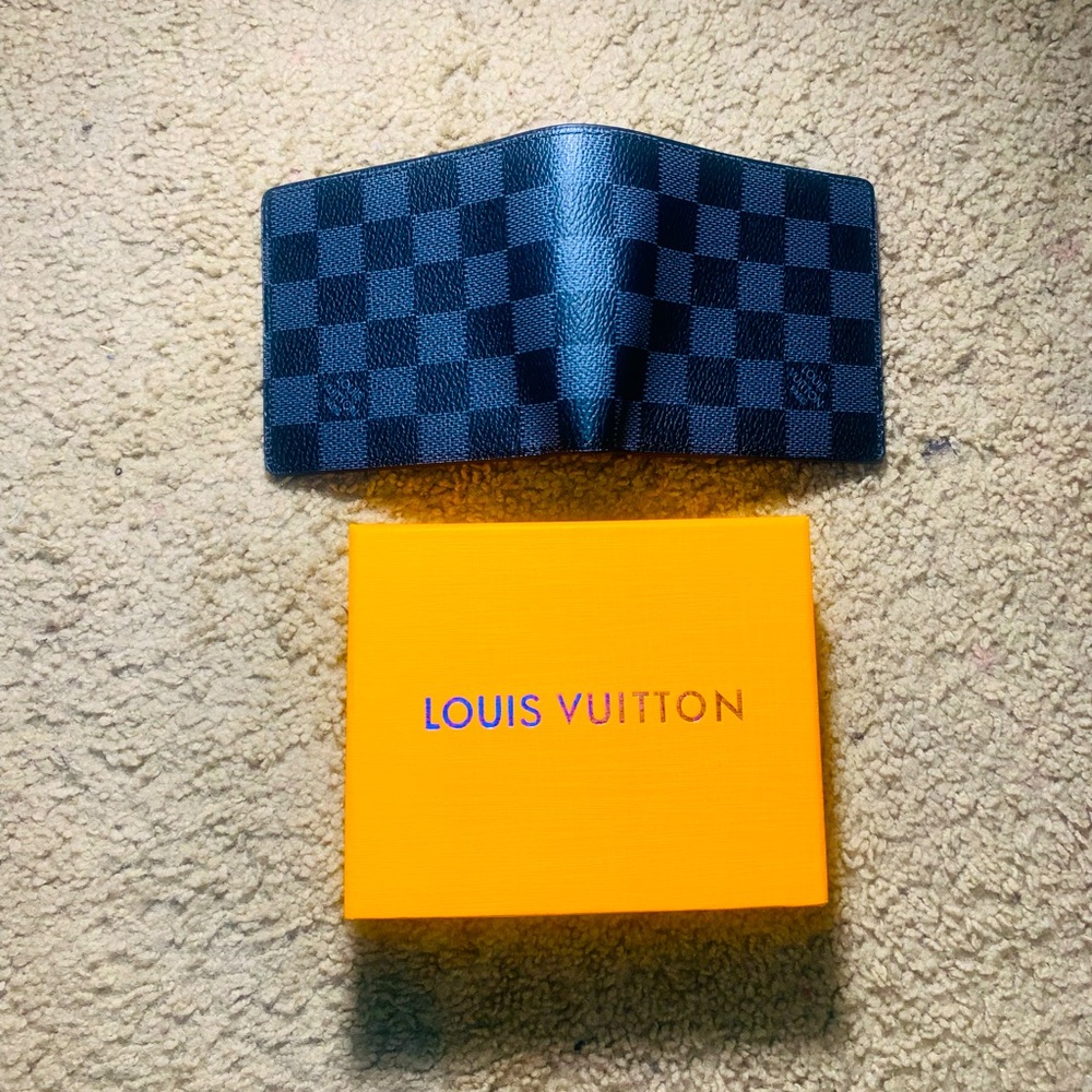 Louis Vuitton Black Multiple Wallet Damier Graphite canvas--BRAND NEW NEGOTIABLE